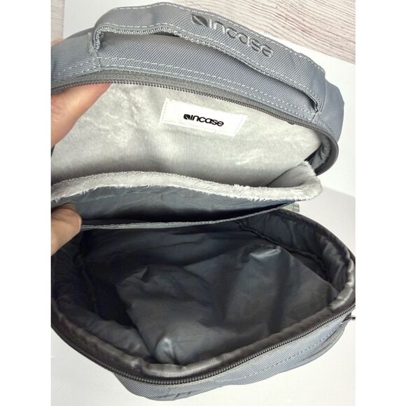 Incase ICON Laptop Slim Pack  Backpack Gray for 15\